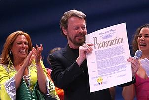 Photo Op - Mamma Mia! Fifth Anniversary - cc - Bjorn Ulvaeus