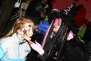 Photo Op - Wicked Day 2006 - face painting 1