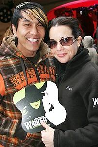 Photo Op - Wicked Day 2006 - Kenway Hon Wai K. Kue - Jenna Leigh Green