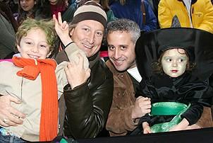 Photo Op - Wicked Day 2006 - Bernie Telsey - (son ) Felix - David Stone - (kid) Grace Albano