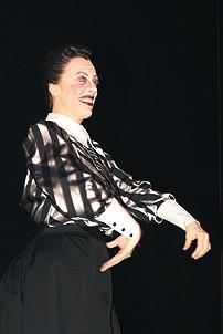 Photo Op - Mary Poppins Opening - cc - Ruth Gottschall 