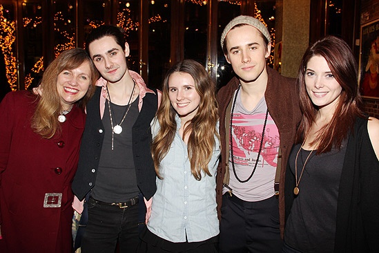 Rosie O’Donnell Visits Spider-Man, Turn off the Dark – Marti Heil – Zane Carney – Paris Carney – Revee Carney – Ashley Greene