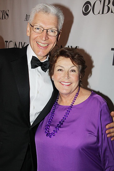 2011 Tony Awards Red Carpet – Tony Sheldon - Helen Reddy