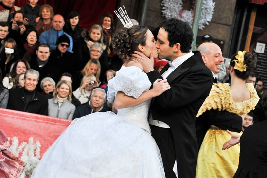 Cinderella at Macy's Parade - Laura Osnes- Santino Fontana 