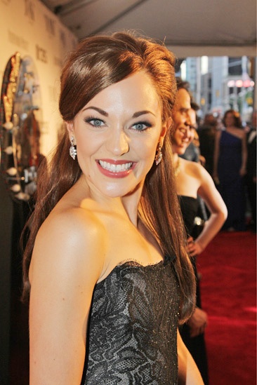 Tony Red Carpet- Laura Osnes