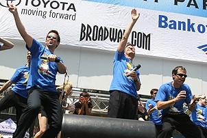 Photo Op - Broadway in Bryant Park 07-26-07 - Rick Holmes - Lewis Cleale - James Ludwig