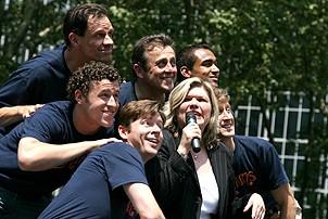Photo Op - Broadway in Bryant Park 07-26-07 - Debra Monk and the boys (singing)