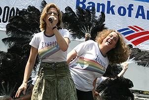 Photo Op - Broadway in Bryant Park 07-26-07 - Jackie Hoffman - Mary Testa - 2