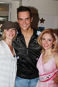 Photo Op - Christina Applegate at Xanadu - Christina Applegate - Cheyenne Jackson -  Kerry Butler