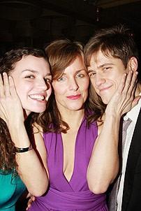 Next to Normal Opening - Alice Ripley - Jennifer Damiano - Aaron Tveit