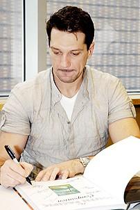 South Pacific CD Signing - Paulo Szot 