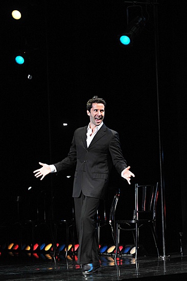 Marco Zunino Makes ‘Chicago’ Debut – Marco Zunino