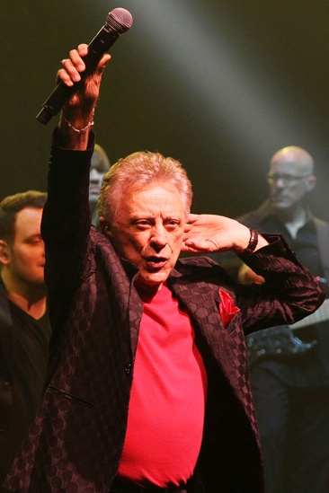 Frankie Valli – opening – Frankie Valli