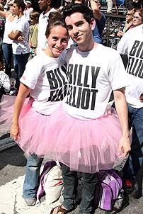 2008 Broadway on Broadway - Billy fans
