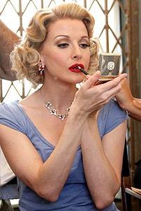 White Christmas Photo Shoot - Meredith Patterson (lipstick)
