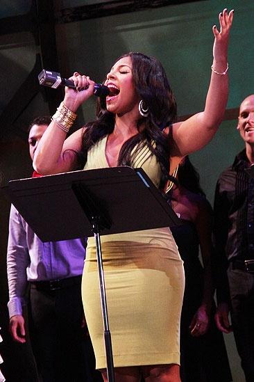 Wicked 5th Anniversary Benefit Concert – Ashanti