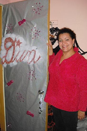 Seasonal Snapshots: Phantom Opens Its Backstage Doors – Kristie Dale Sanders