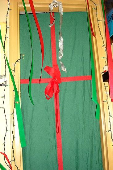 Seasonal Snapshots: Phantom Opens Its Backstage Doors – Daniel Rychlec