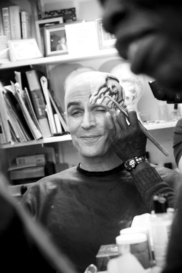 Howard McGillin Phantom transformation – skull