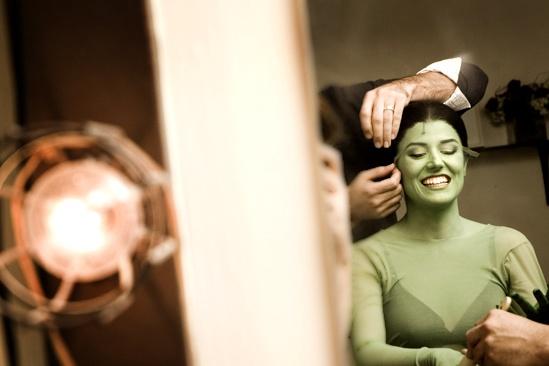 Nicole Parker Backstage at Wicked – wig3