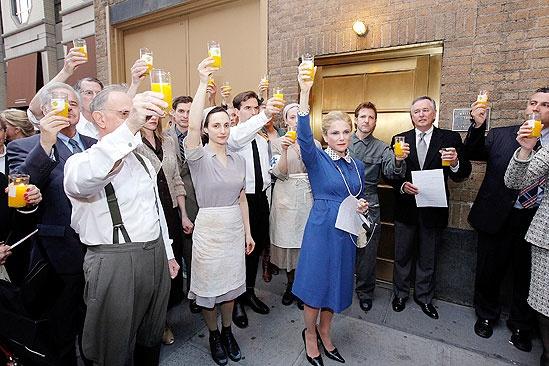 Tovah Feldshuh and Holocaust Remembrance Day – Tovah Feldshuh