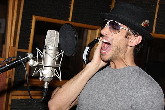 Rock of Ages Cast Recording – James Carpinello