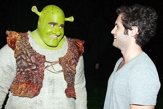 Blake Lively and Penn Badgley at Shrek – Brian d’Arcy James - Penn Badgley