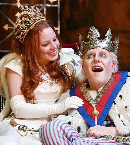 Exit the King - Show Photos - Lauren Ambrose - Geoffrey Rush