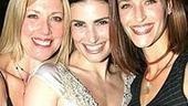 Wicked Opening - mom - Idina Menzel - sister Cara