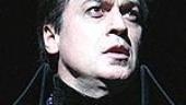 Tom Hewitt in Dracula
