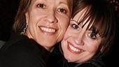 Steppenwolf alum Linda Emond gives August's Sally Murphy an opening night hug.