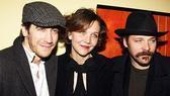 Fame runs in the family!Jake Gyllenhaal is a big fan of  his big sis and her love.
