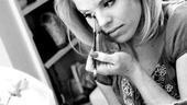 Megan Hilty backstage – eye makeup2