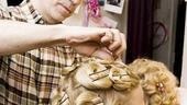 Megan Hilty backstage – pincurls