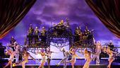 Show Photos - Cirque du Soleil's Banana Shpeel - cast 2