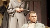 A View from the Bridge - Show Photos - Jessica Hecht - Liev Schreiber 