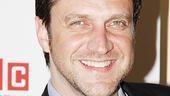MTC Winter Benefit 2010 – Raul Esparza