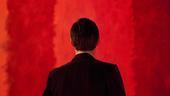 Show Photos - Red - Eddie Redmayne (2)
