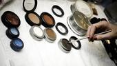 Douglas Hodge Backstage at La Cage – color makeup pots