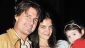 Tom Cruise at Come Fly Away – Tom Cruise – Katie Holmes – Suri Cruise