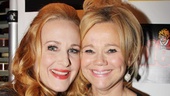 Annie- Katie Finneran- Caroline Rhea
