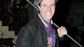 Gavin Returns Poppins – Gavin Lee