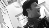 Day in the Life of Justin Guarini – Justin Guarini (sign in)