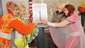 Mamma Mia Empire State Building – Judy Craymer – Lisa Brescia – Jennifer Perry – Judy McLane (switch 2)