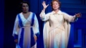 Roz Ryan as Emma Jo Schaeffer and Carolee Carmello as Aimee Semple McPherson in Scandalous.