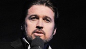 In the Chicago presentation, Billy Ray Cyrus sings a touching rendition of “Blackbird.”