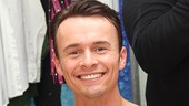 Unlike Frankie Valli, pop star Jon Lee (of the group S Club 7) has an array of colorful tattoos…