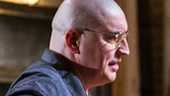 Show Photos - Red - Alfred Molina
