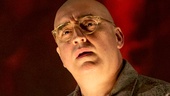 Show Photos - Red - Alfred Molina
