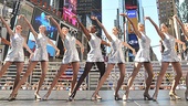 Radio City Rockettes in Times Square – the Radio City Rockettes 